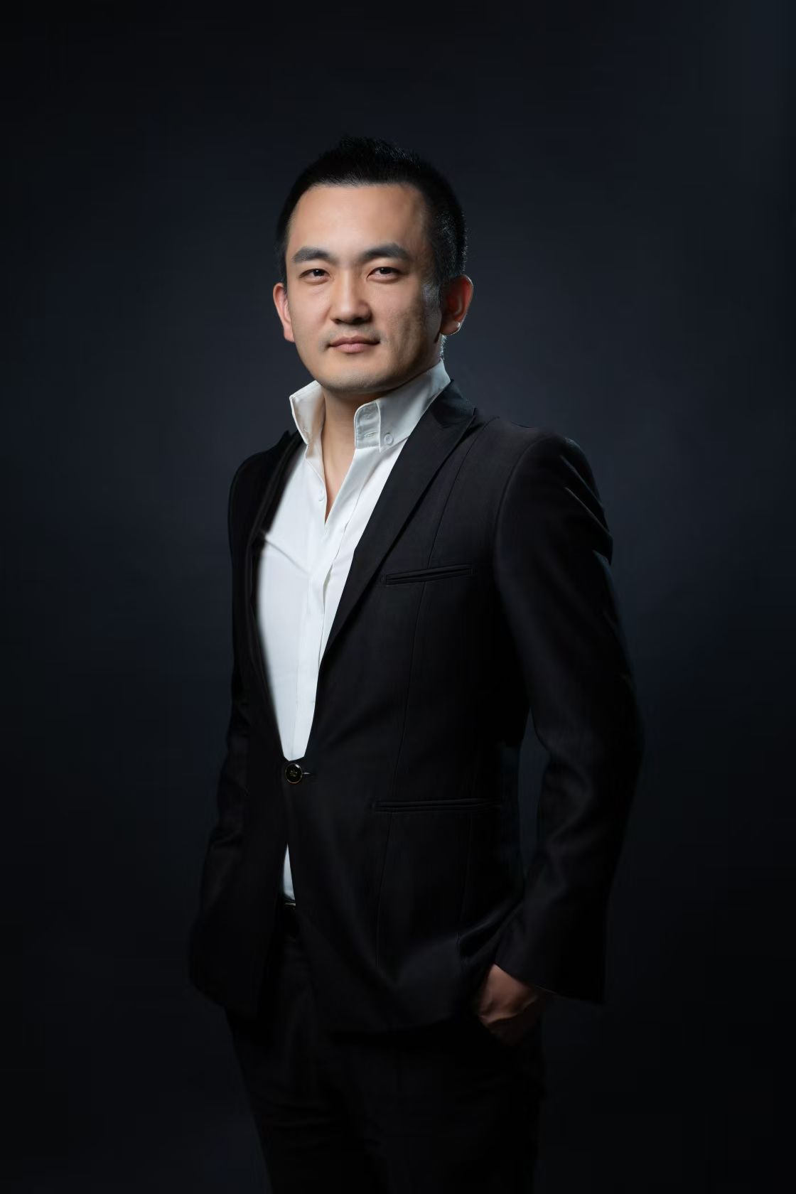 孟强肖像